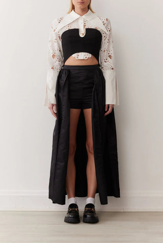 Romee Short In Noir